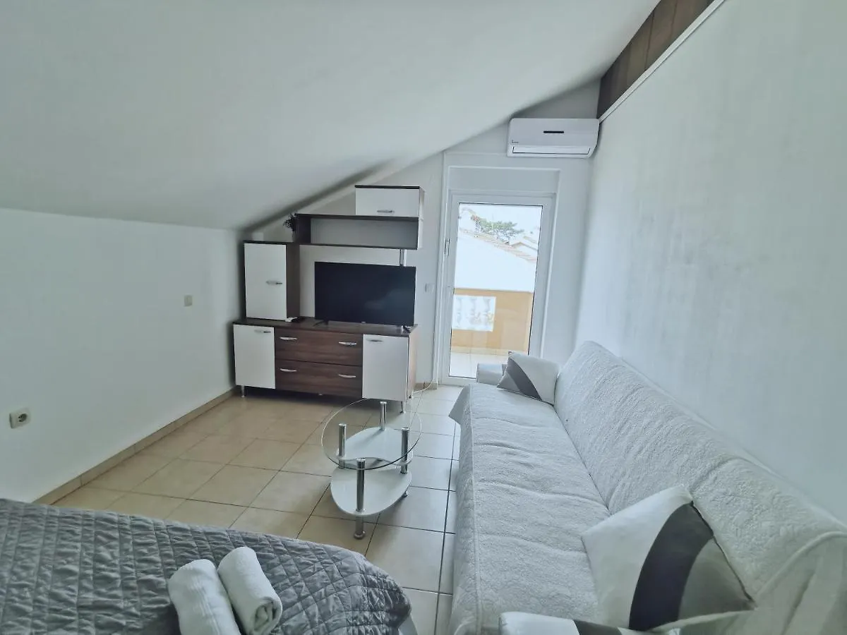 Apartment Apartmani Vukovic Rab Town