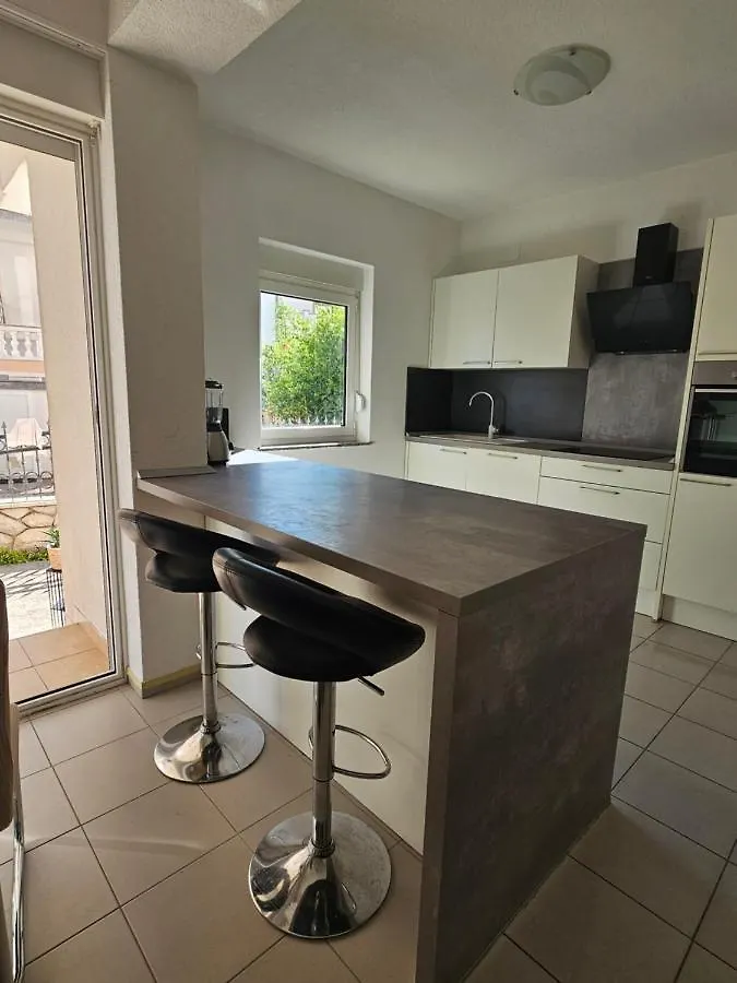 Apartmani Vukovic Rab Town